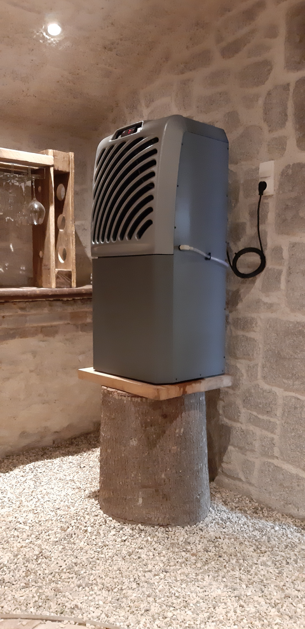 Geoclimat Pompes A Chaleur A Saint Jean Le Blanc Pres De Orleans UI Clim De Cave A Vin Bi Bloc 1