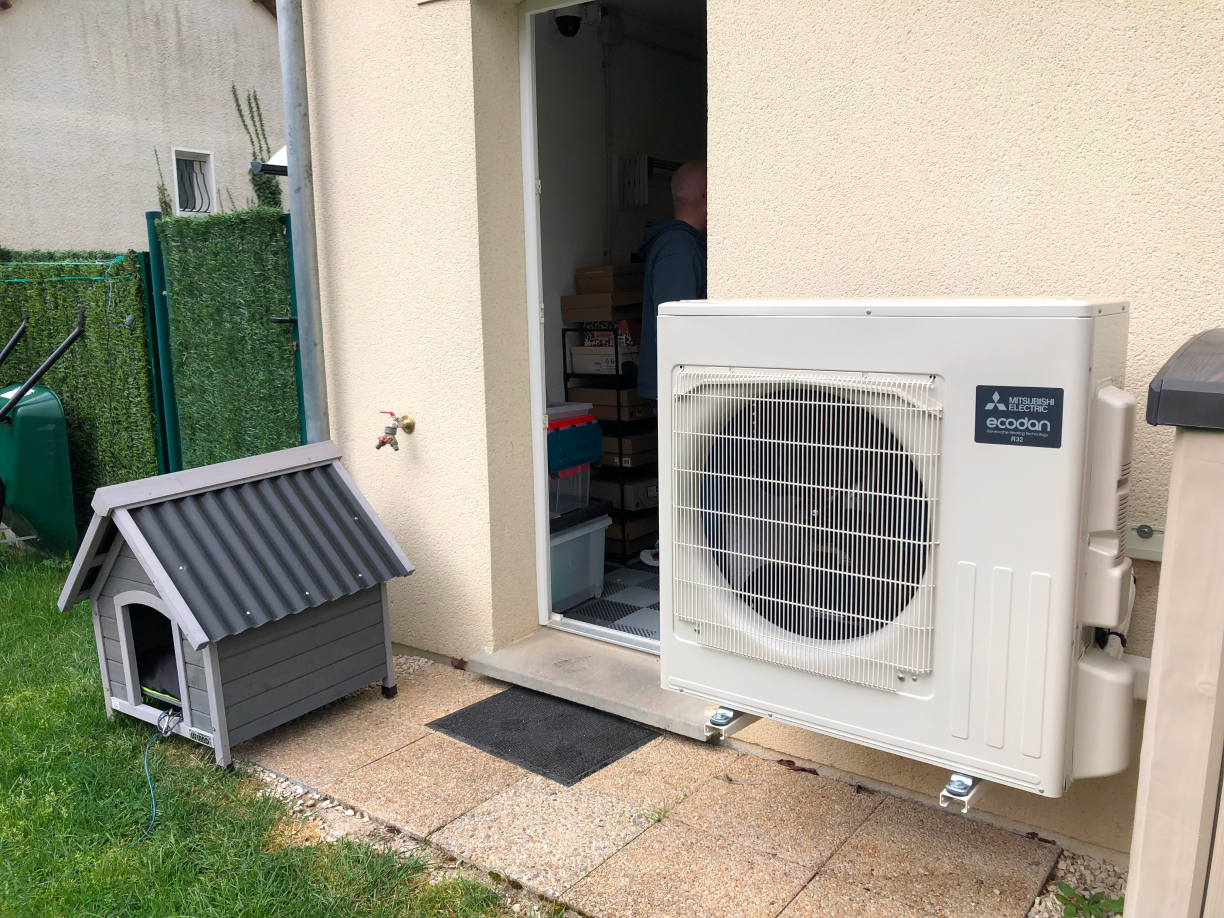 Geoclimat Pompes A Chaleur A Saint Jean Le Blanc Pres De Orleans GE ECODAN SUZ 1